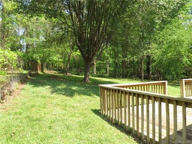 625 Hartness Rd, Statesville, NC 28677 - photo 3