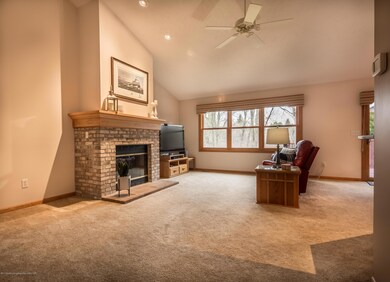 942A0342-HDR