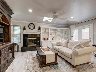 3 Rockwood Cir, Bedford, TX 76021 - photo 5