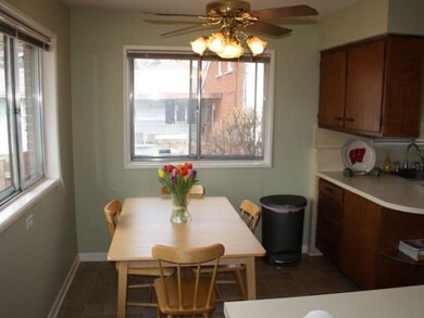 190 S Linden Ave, Elmhurst, IL 60126 - photo 6