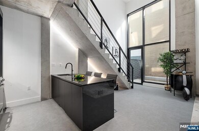 65 Mcwhorter St unit 112, Newark, NJ 07105 - photo 4