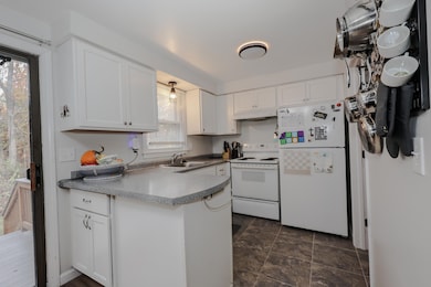 1 Oakwood Ln unit 2, Goffstown, NH 03045 - photo 5