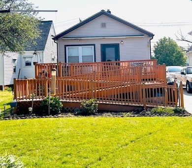 Wood Deck With Ramp