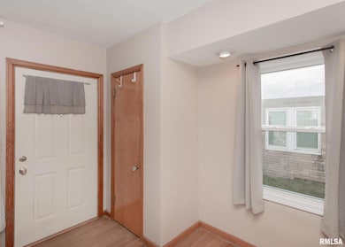 1605 34th St, Moline, IL 61265 - photo 3