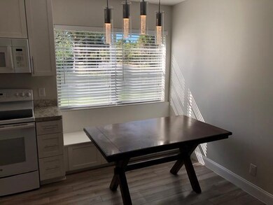 Bright and sunny dining/ breakfast area
