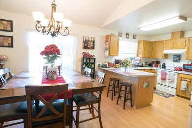 2. KitchenDining area-3713A