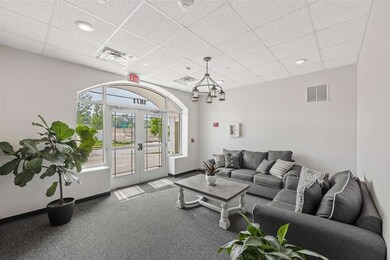 1871 Ellis Blvd NW unit 309, Cedar Rapids, IA 52405 - photo 2