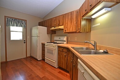 Kitchen (17)