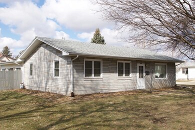 426 N Randolph St, Princeton, IL 61356 - photo 2