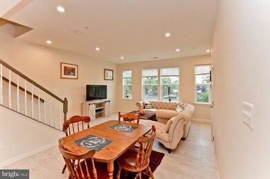 2719 Duvall Ridge Rd unit 510, Hyattsville, MD 20785 - photo 3