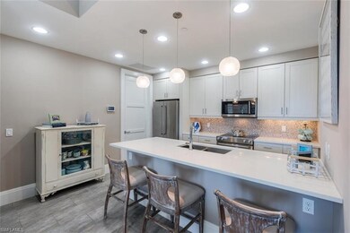 Breakfast Bar Seating, Stainless Steel Appliances,