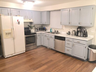 62 Sprague St unit 2, West Springfield, MA 01089 - photo 3