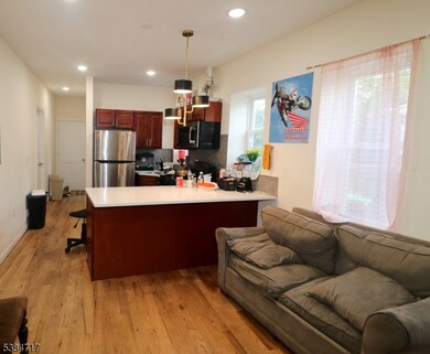 24 Parkhurst St, Newark, NJ 07114 - photo 5