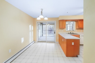 306 Rumonoski Dr, Northbridge, MA 01534 - photo 7