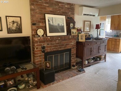 -1 Lariat Dr, Eugene, OR 97401 - photo 4