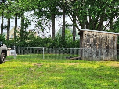 67 Sandrah Dr, Orange, MA 01364 - photo 3