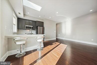 321 18th St SE unit 8, Washington, DC 20003 - photo 5