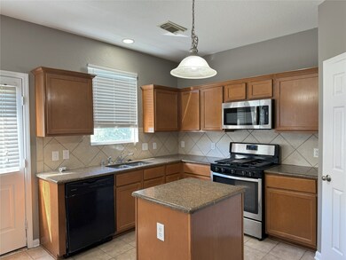 32410 Cross Spring Park Ln, Conroe, TX 77385 - photo 4