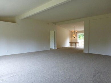 Living room & dining