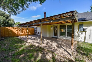 7326 Bubbling Brooks Ln, Houston, TX 77095 - photo 6