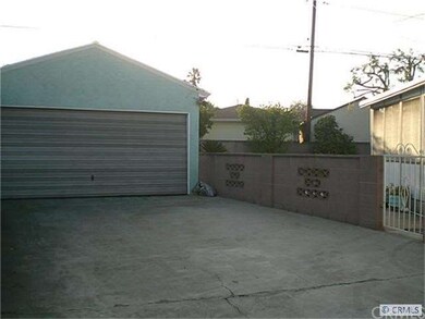 2516 Bomberry St, Lakewood, CA 90712 - photo 3