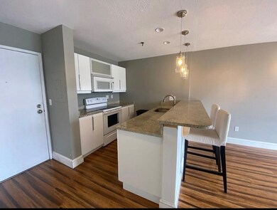 Edgewater Place Condominiums unit 819, Quincy, MA 02171 - photo 5