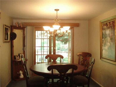 213 Mesa Cir, Pittsburgh, PA 15241 - photo 4