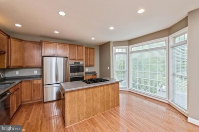 25840 Commons Square, Chantilly, VA 20152 - photo 6