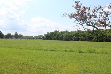 2310 Davis Ben County Rd 179 Rd, Alvin, TX 77511 - photo 2