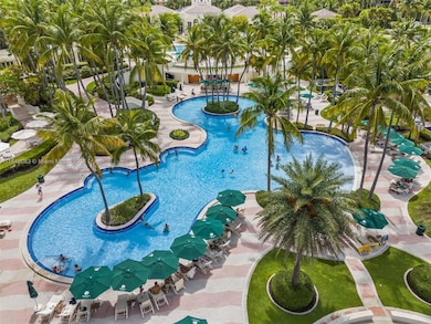 Resort Villas unit PH-3, Key Biscayne, FL 33149 - photo 2