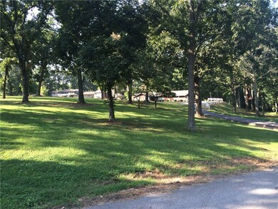 901 Trails End Ln, Bentonville, AR 72712 - photo 4