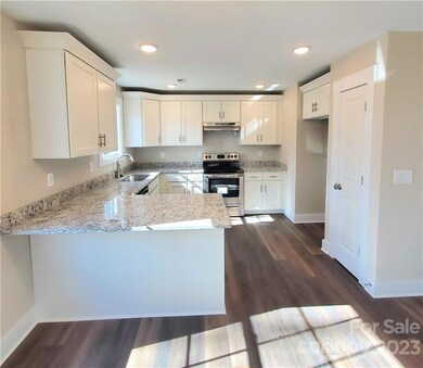 228 Boyd St, Statesville, NC 28677 - photo 6