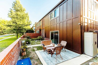 220 Belmont Rd unit 3, Tallahassee, FL 32301 - photo 2