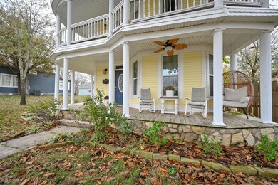 604 10th St, Mena, AR 71953 - photo 6