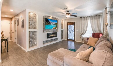 11555 Flor Liatris Dr, Socorro, TX 79927 - photo 4