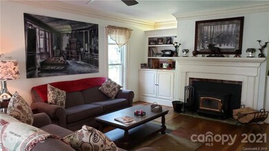 32 Hortons Creek Rd, Burnsville, NC 28714 - photo 4