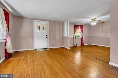 722 Thorndale Rd, Aldan, PA 19018 - photo 5