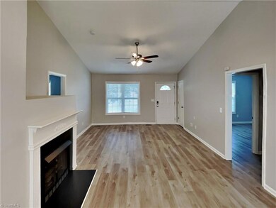 1510 Southtree Ln, High Point, NC 27263 - photo 2