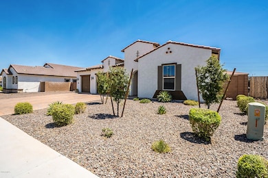 18465 W Devonshire Ave, Goodyear, AZ 85395 - photo 2