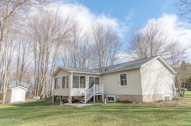 44 Rose Ln, Honesdale, PA 18431 - photo 4