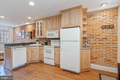 711 Dover St, Baltimore, MD 21230 - photo 4