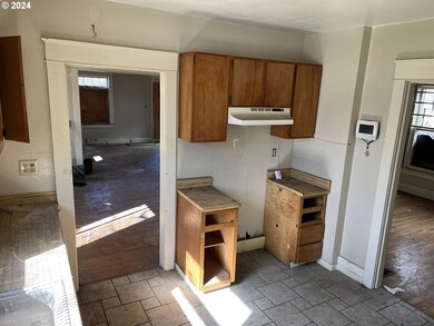 8106 N Interstate Ave unit 8108, Portland, OR 97217 - photo 4