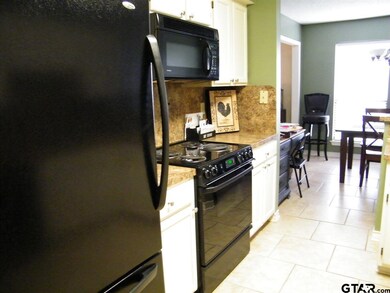 963 Creekside Dr, Tyler, TX 75703 - photo 4