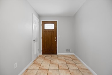 12 Vollmer Pkwy, Rochester, NY 14623 - photo 6