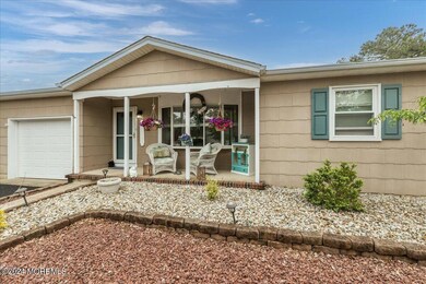 135 Castleton Dr, Toms River, NJ 08757 - photo 6