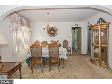 244 Hawthorne Rd, Morton, PA 19070 - photo 6