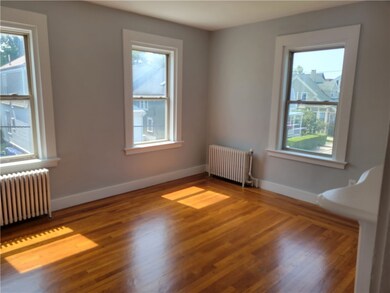 12 Tyler St unit 2, Newport, RI 02840 - photo 5