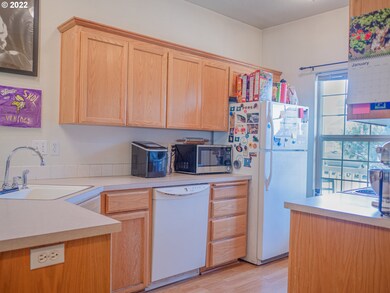 615 Hampton Ln, Newberg, OR 97132 - photo 4