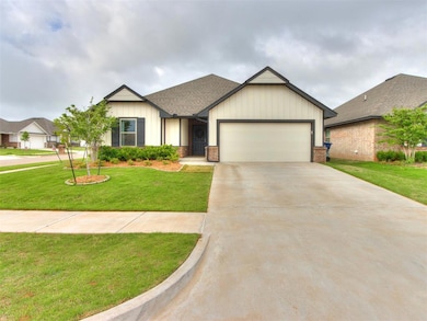 12337 SW 31st St, Yukon, OK 73099 - photo 2