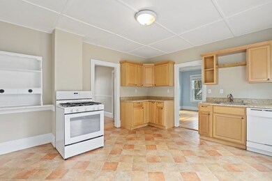 50 Vernon St, Wakefield, MA 01880 - photo 2